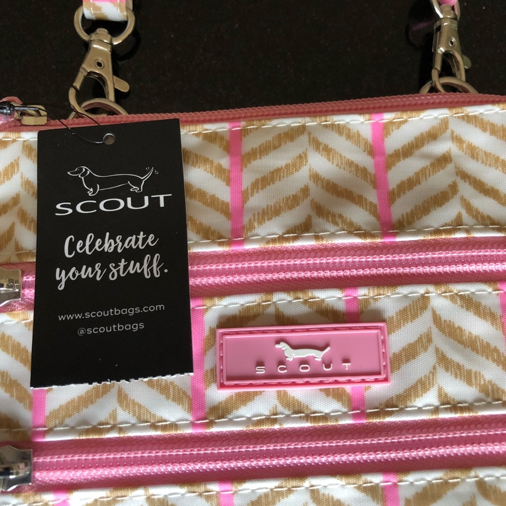 SCOUT - Crossbody Bag